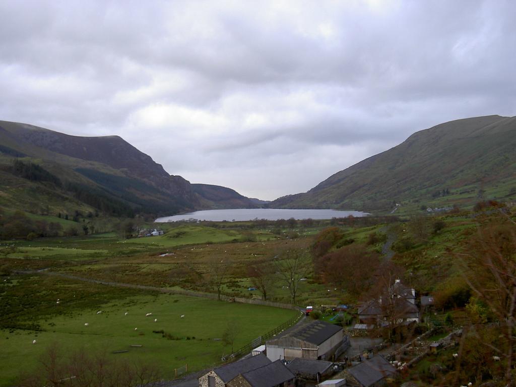 Yha Snowdon Ranger Hostel Llanberis Exterior foto