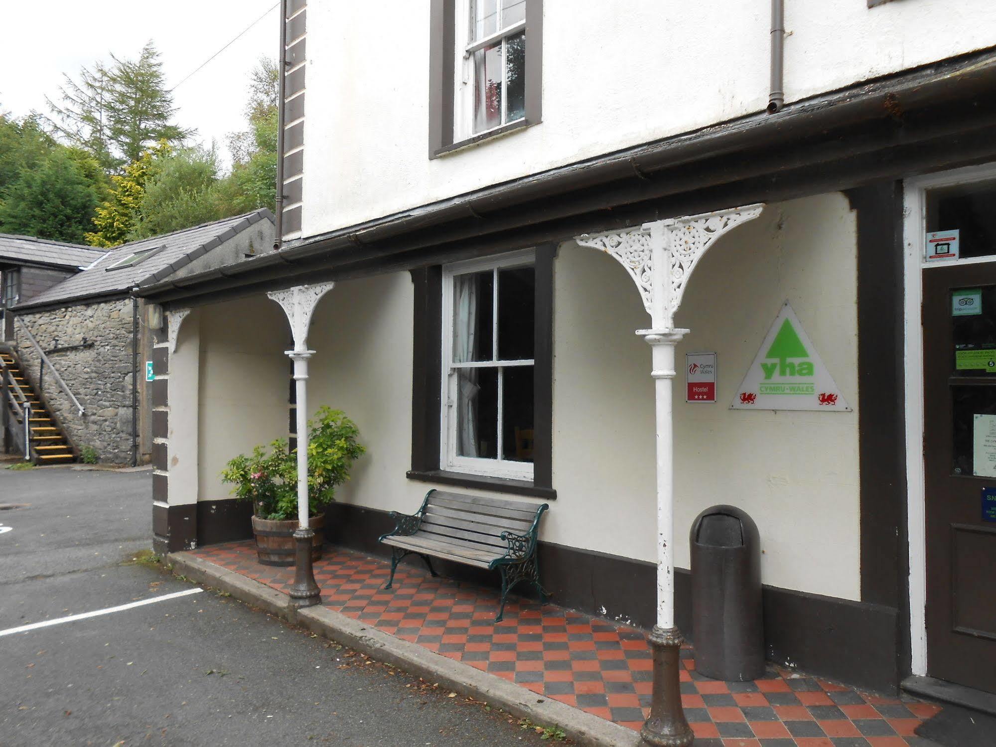 Yha Snowdon Ranger Hostel Llanberis Exterior foto